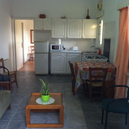 瓦伦丁诺度假屋 Paphos 客房 照片