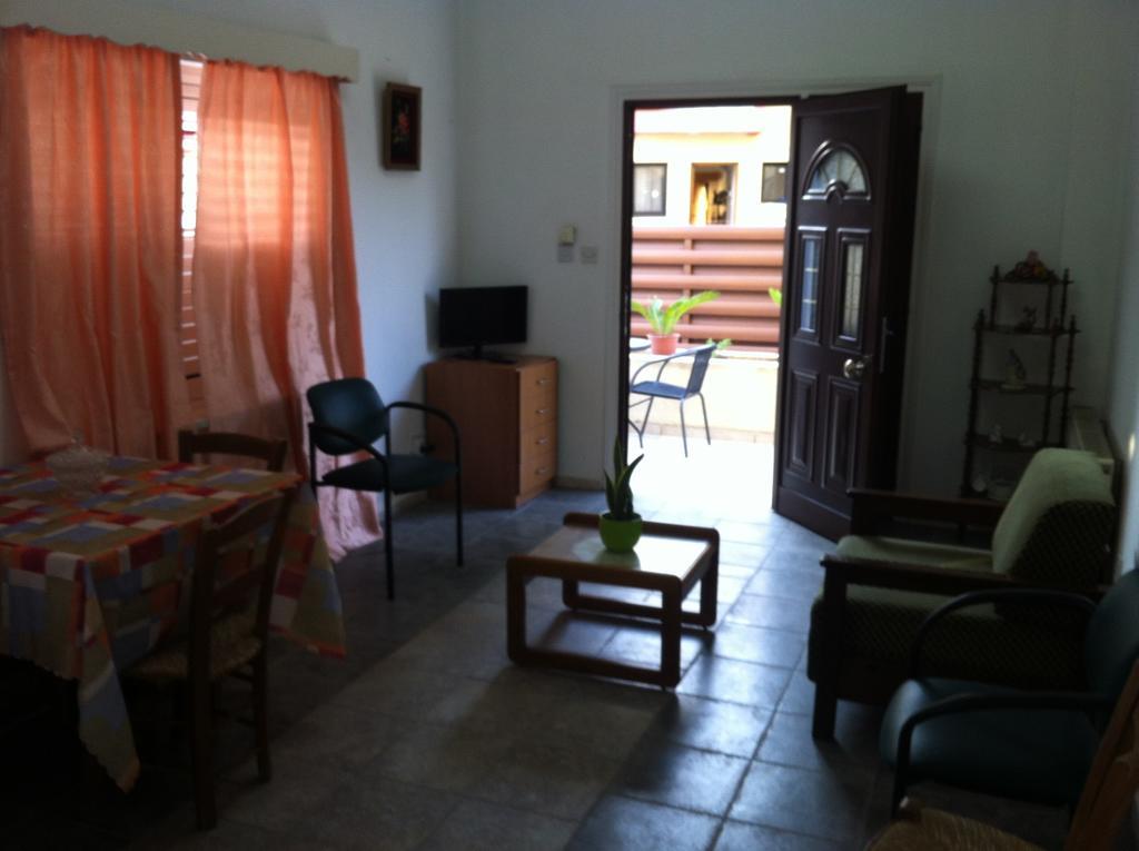 瓦伦丁诺度假屋 Paphos 客房 照片