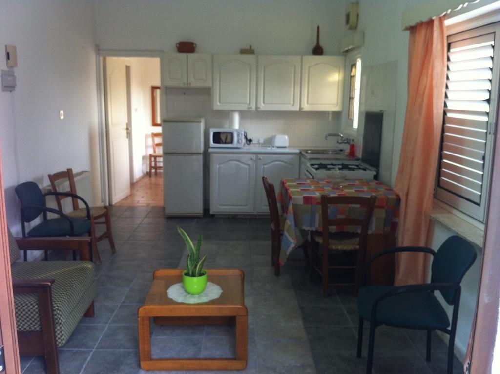 瓦伦丁诺度假屋 Paphos 客房 照片